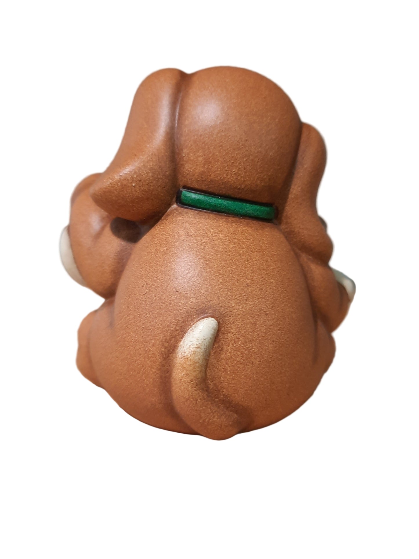 „Detailansicht Thun Jahresfigur Hund 2026 – süße Keramikfigur mit Jahreszahl 2026 und Lebkuchen, handgefertigte Dekofigur aus Italien“