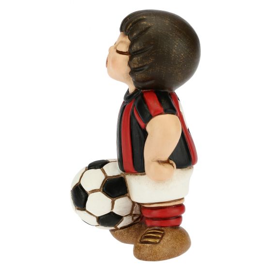 F2825C90B Ragazzo giocatore di calcio nero "Questo prodotto è attualmente esaurito. Vi preghiamo di contattarci in modo da potervi comunicare la prossima data di consegna possibile".