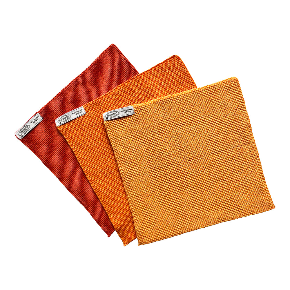 3 Stück gestrickte Wischtücher in orange Kombi.
Wunderschön gebunden mit Schnur und Etikett.

Wischtücher in Krausrippe gestrickt
um die Saugfähigkeit und Funktionalität zu optimieren.