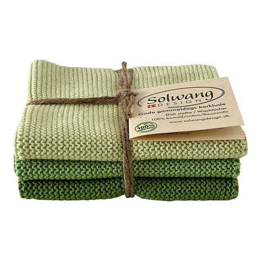 3 Stück gestrickte Wischtücher in staubigen grün Kombi.
Wunderschön gebunden mit Schnur und Etikett.

Wischtücher in Krausrippe gestrickt
um die Saugfähigkeit und Funktionalität zu optimieren.