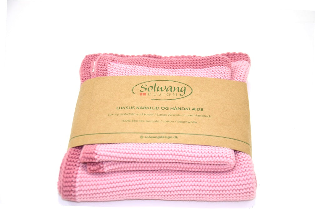 Schönes Set mit Wischtuch und Handtuch.

Wischtuch: 25 x 25 cm.
Handtuch: 32 x 47 cm.

Material :100% BIO Baumwolle.