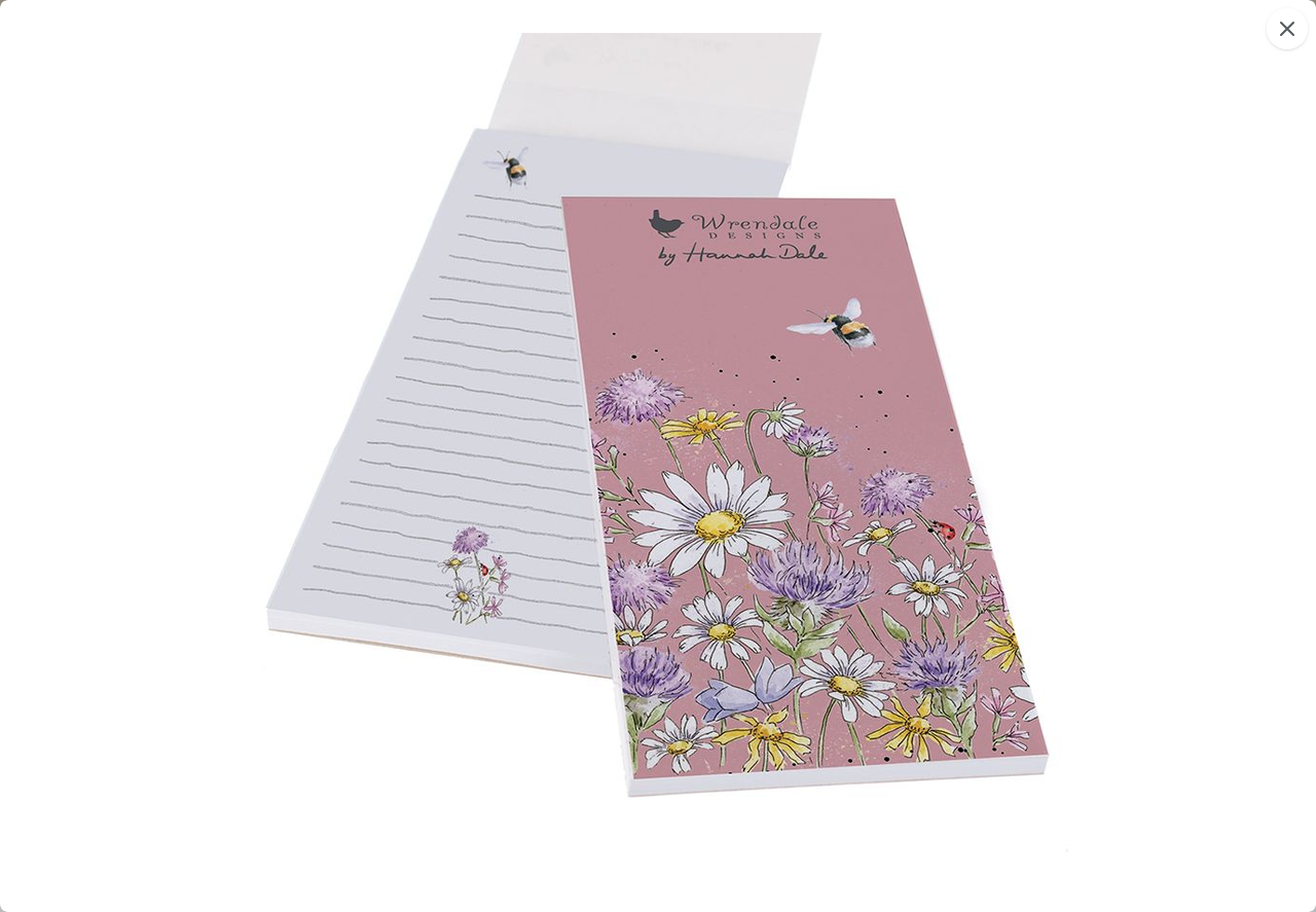 Just Bee-cause Einkaufsheft mit Bienenmotiv und Magnet