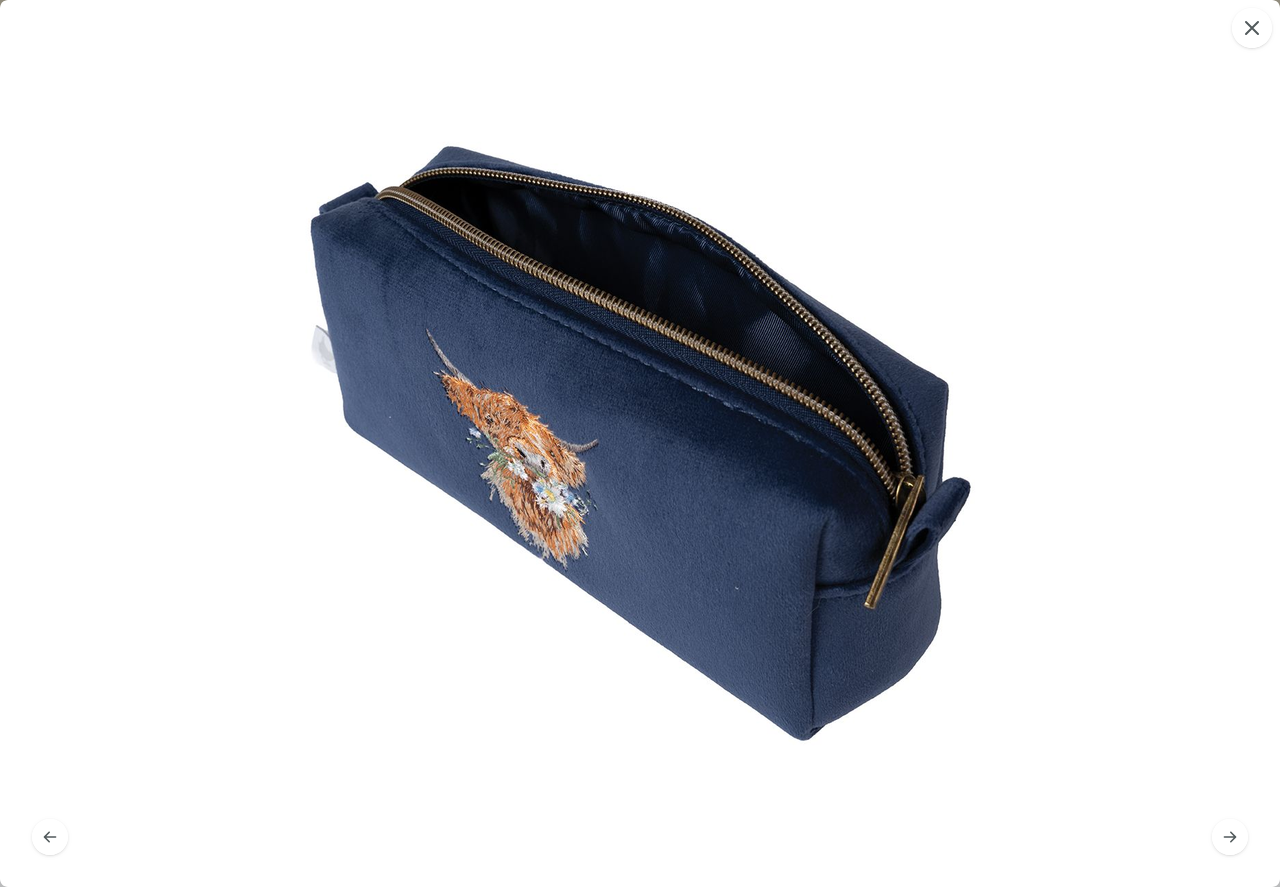 Pinseltasche Daisy Coo – bestickte Highland-Kuh