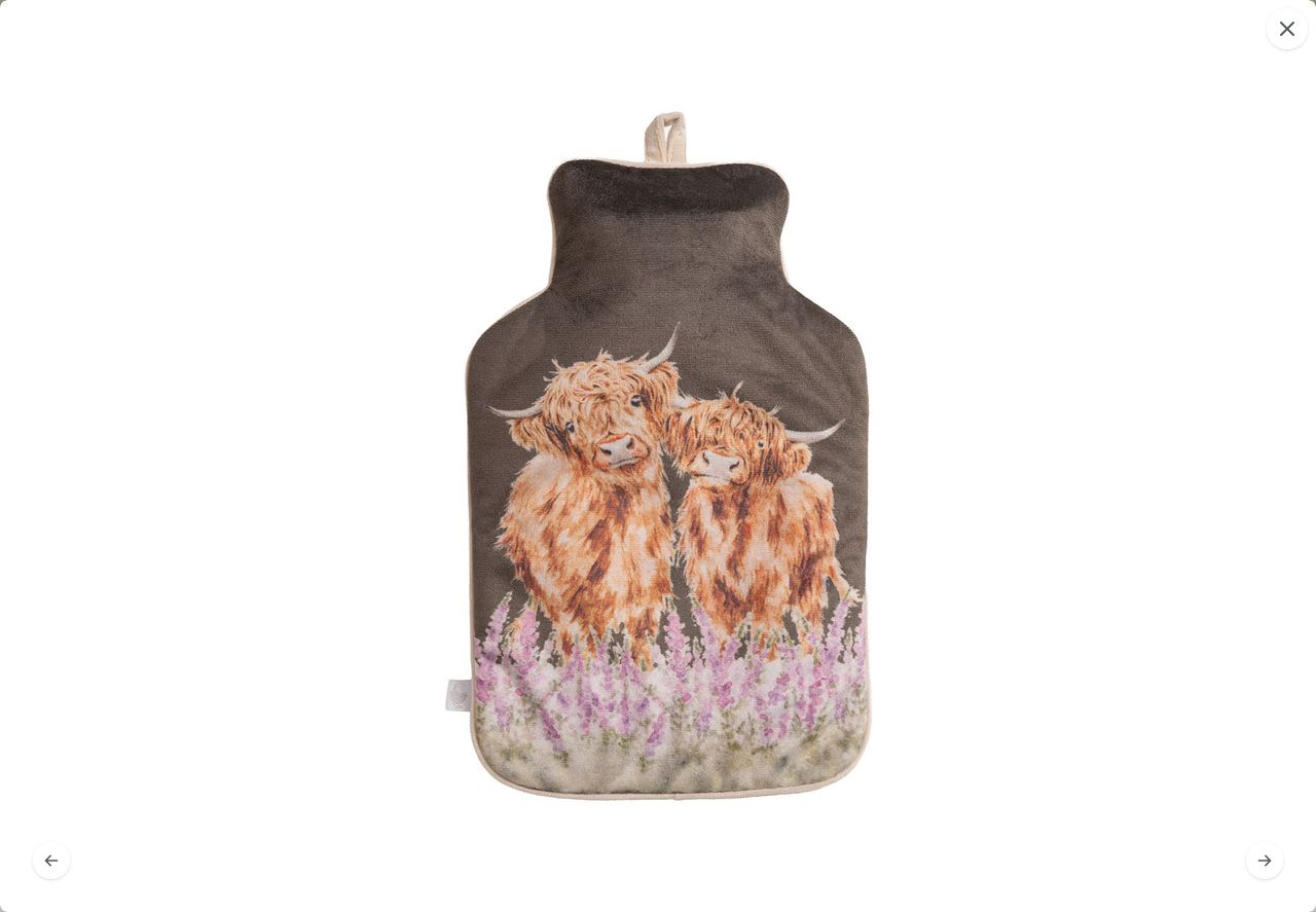 Wärmflasche mit Highland-Kuh-Motiv, Holzknopf und Aufhängeschlaufe
