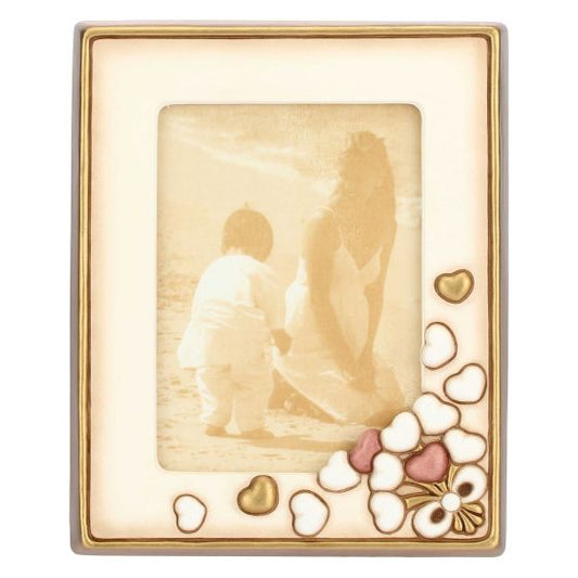 C2368H90 Fotorahmen mit Herzen, Format 13x18 cm „Dieses Produkt ist zur Zeit nicht am Lager. Bitte setzen Sie sich mit uns in Verbindung damit wir Ihnen den nächst möglichen Liefertermin bekannt geben können.“