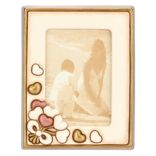 C2369H90 Fotorahmen mit Herzen, Format 10x15 cm  „Dieses Produkt ist zur Zeit nicht am Lager. Bitte setzen Sie sich mit uns in Verbindung damit wir Ihnen den nächst möglichen Liefertermin bekannt geben können.“