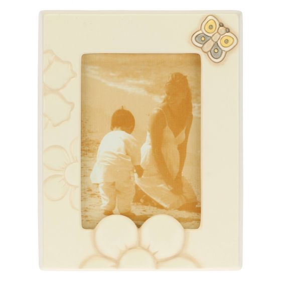 C2881H90 Fotorahmen Elegance Format 9,2x13,6 cm „Dieses Produkt ist zur Zeit nicht am Lager. Bitte setzen Sie sich mit uns in Verbindung damit wir Ihnen den nächst möglichen Liefertermin bekannt geben können.“