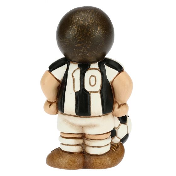 F2825B90B  Junge Fußballspieler weiß/schwarz   „Dieses Produkt ist zur Zeit nicht am Lager. Bitte setzen Sie sich mit uns in Verbindung damit wir Ihnen den nächst möglichen Liefertermin bekannt geben können.“