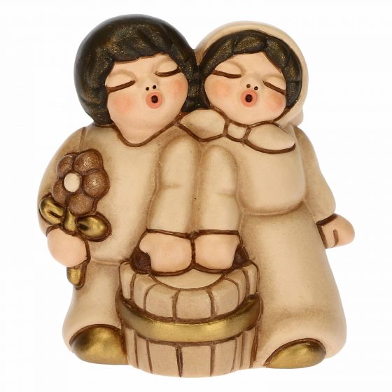 Krippenfigur Kinderpaar mit Milchkanne zur klassischen Krippe von Thun in beige