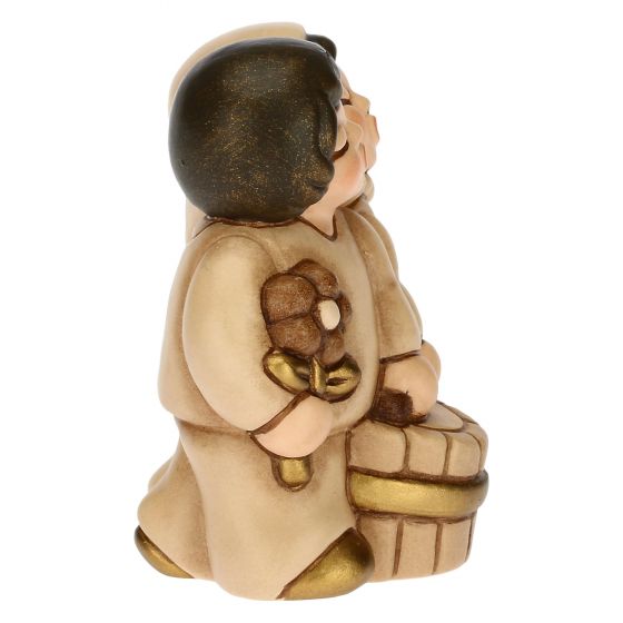 S3172B83 Kinderpaar mit Milch Krippe klassisch