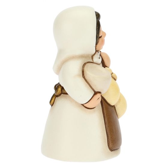 S3231A83 Frau mit Käse