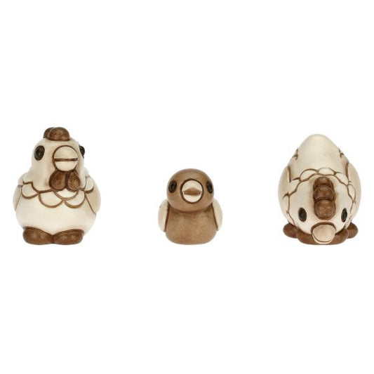 Krippenfigur Set mit Hennen und einem Küken zur klassischen Krippe von Thun 
