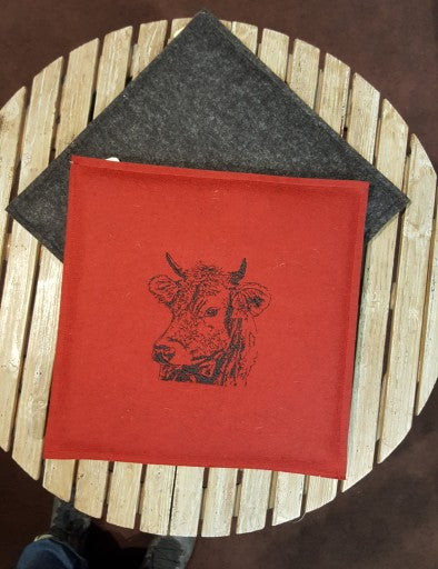 Felt seat cushion cow red/ anthracite