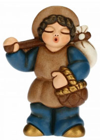 Krippenfigur Mann mit Bündel zur klassischen Krippe von Thun in blau